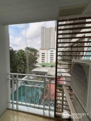 1-BR Condo at The Bangkok Sathorn-Taksin near BTS Krung Thon Buri