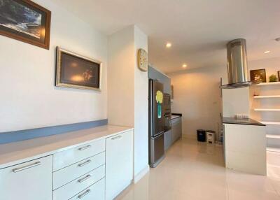 2 bed unit for sale at The Convention Condo, Muang Chiang Mai