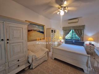 3 Bedrooms Villa / Single House in Nern Plub Wan Village 3 East Pattaya H011684