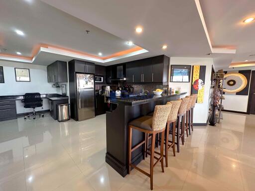 2 Bedrooms Condo in PKCP Tower Central Pattaya C011439