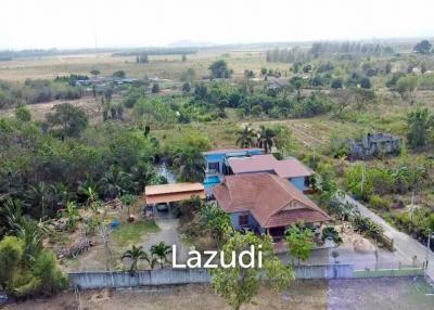 Stand Alone House with Pool Villa For Sale