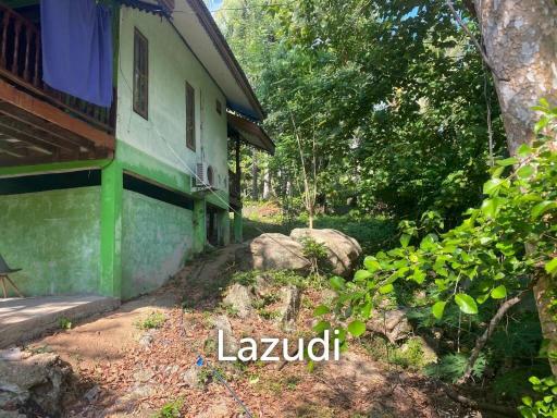 Exceptional Investment Opportunity: Two Private Thai Villas with Renovation Potential in Tang Nai Pan Area