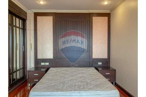 3 bed for rent at Floraville Phatthannakan