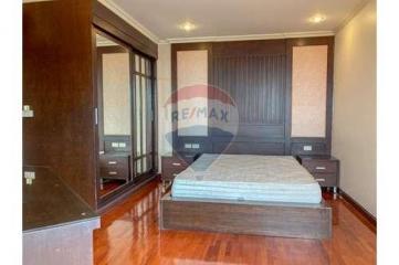 3 bed for rent at Floraville Phatthannakan