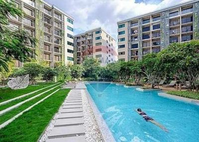 Moderrn Duplex 1 BR condo in exclusive Loaction - 920471016-76