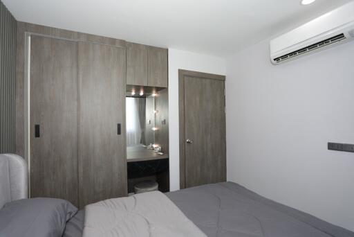 1 Bedrooms @ Paradise Park