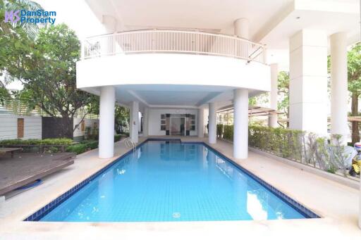 Two-Bedroom Beach condo in Hua Hin at Jamchuree3