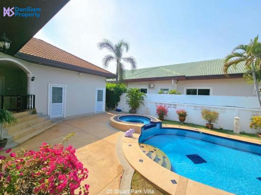 Large 4-Bedroom Pool Villa in Hua Hin at Stuart Park Villas