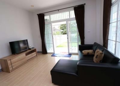 Fully furnished 2 bed single-storey house to rent