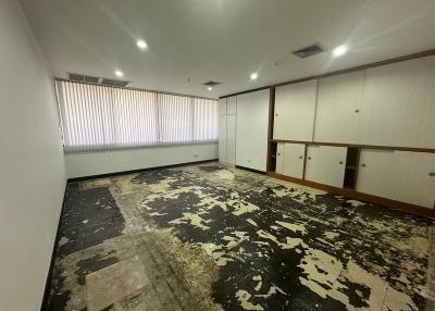 For Rent Bangkok Office Nang Linchi Yan Nawa