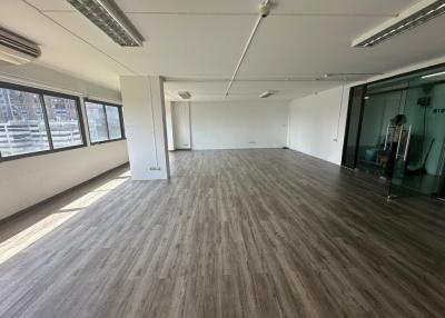 For Rent Bangkok Office Lat Phrao BTS Ha Yaek Lat Prao MRT Phahon Yothin Chatuchak