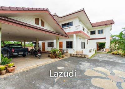 TRADITIONAL 2 STOREY HOUSE  : 6 bed 1 Rai plot