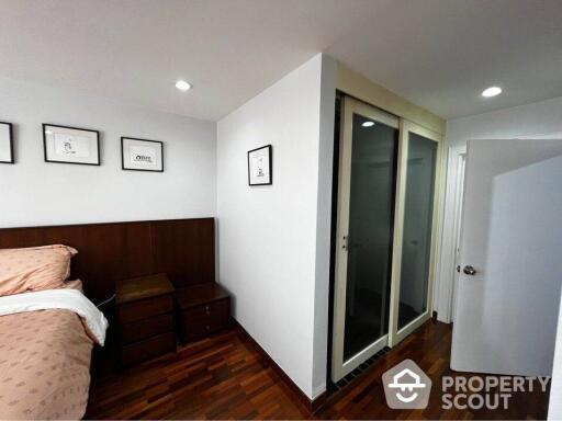 2-BR Condo at Asoke Place near MRT Sukhumvit