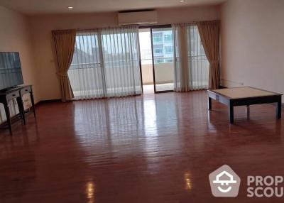 3-BR Condo at Tower Park near ARL Makkasan