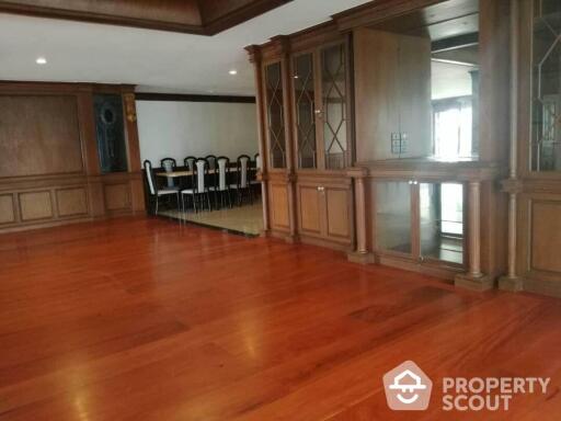 4-BR Condo at Tower Park near ARL Makkasan