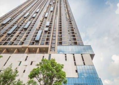 2-BR Condo at Oka Haus Sukhumvit 36 near BTS Thong Lor