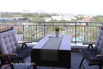 Boathouse exclusive 1 bedroom corner condo with fantastic Seaview for sale