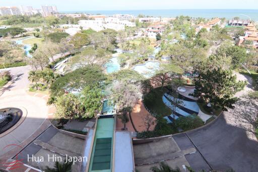 Boathouse exclusive 1 bedroom corner condo with fantastic Seaview for sale