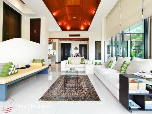 A Sea View 3 Bedroom Balinese Pool Villa inside Popular Panorama Project (Completed And Furnished)