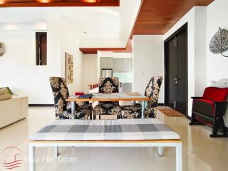 A Sea View 3 Bedroom Balinese Pool Villa inside Popular Panorama Project (Completed And Furnished)