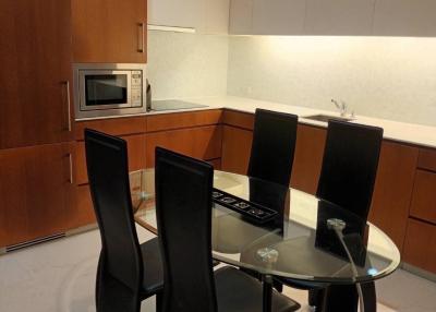 Modern kitchen with dining area