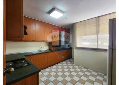 Large 3BR condo in trendy Thonglor area. - 920071065-411