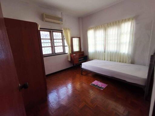 House for Rent in San Phak Wan, Hang Dong.