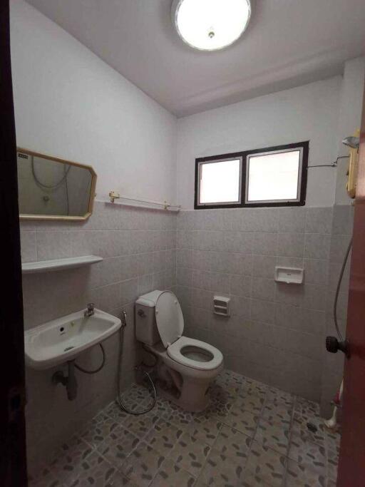 House for Rent in San Phak Wan, Hang Dong.