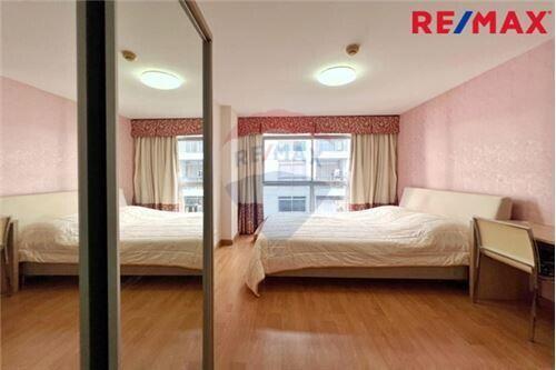 41 Sqm., 1 Bed Condo listed for ฿ 3,100,000.