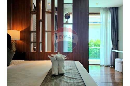 Investment Villa & Residences in Hua Hin Soi 112 For Sale