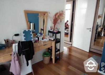 2-BR Condo at Circle Condominium near MRT Phetchaburi