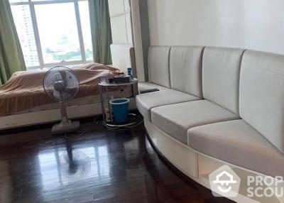 2-BR Condo at Baan Sathorn Chaopraya near BTS Krung Thon Buri