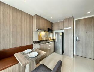 Art at Thonglor  Modern 1 Bedroom Condo For Rent in Thong Lo