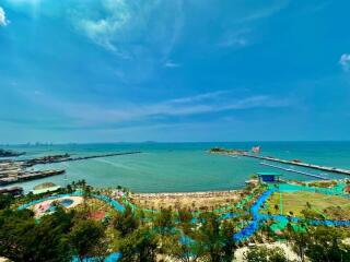 Stunning ocean view from a high-rise with clear skies