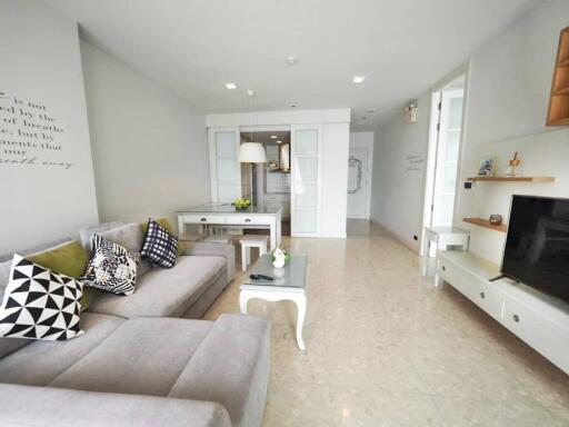 Modern living room with open concept to the kitchen