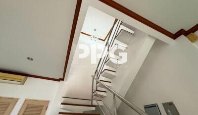 4 BEDROOMS HOUSE IN WICHIT