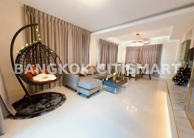 House at Chaiyaphruek Srinakharin for sale