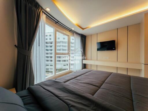 Spacious, newly renovated, 2 bedroom, 2 bathroom, penthouse for sale in City Garden, central Pattaya.