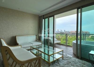 Beautiful, 2 bedroom, 2 bathroom for sale in Foreign quota in Riviera Monaco, Na Jomtien.