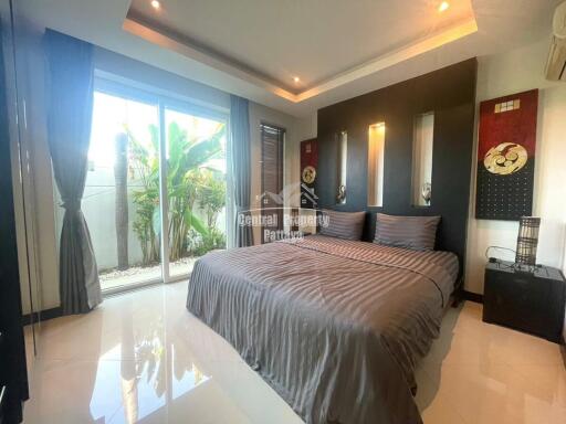 Modern, 2 bedroom, 2 bathroom, private pool villa for sale in central Jomtien.