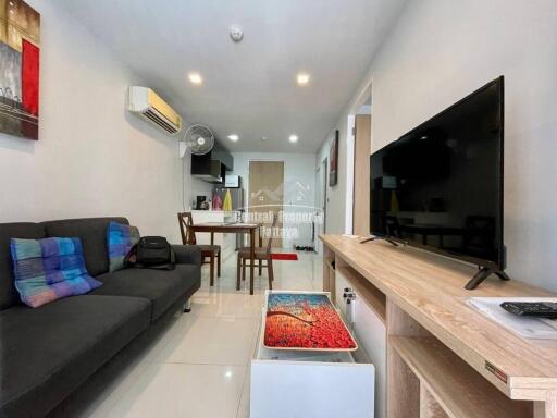 Contemporary, 1 bedroom, 1 bathroom for sale in Foreign quota, in the Urban Attitude condominium in central Pattaya.