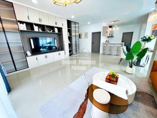Newly renovated, 3 bedroom, 2 bathroom, private pool villa for sale in East Pattaya.