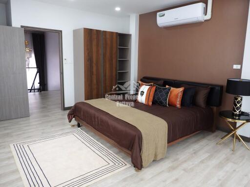 Superb, 4 bedroom, 5 bathroom, private pool house for sale in Rachawadee Village, East Pattaya.