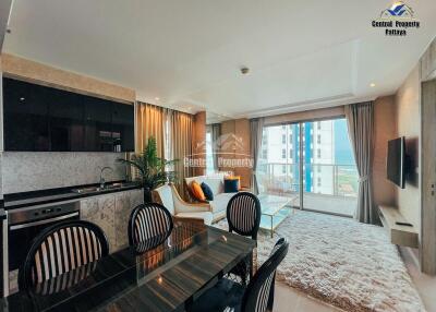 Stunning, 2 bedroom, 2 bathroom, corner unit for sale in Foreign name in Riviera Monaco, Na Jomtien.