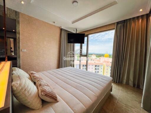 Stunning, 2 bedroom, 2 bathroom, corner unit for sale in Foreign name in Riviera Monaco, Na Jomtien.