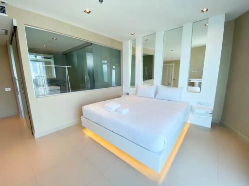 Spacious, 1 bedroom, 1 bathroom available for sale in Sands Condominium, Pratumnak.