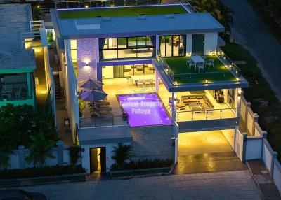 Sensational, 5 bedroom, 8 bathroom mansion for sale in Siam Royal View, East Pattaya.