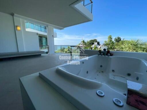 Fantastic, 2 bedroom, 2 bathroom, sea view unit for sale or rent in The Sanctuary, Wongamat.