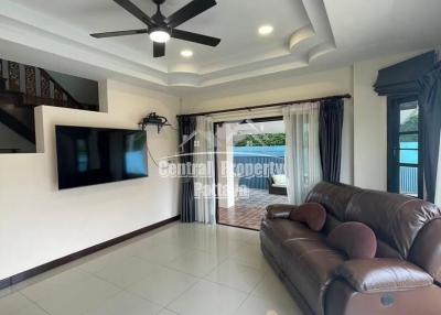Expansive, house with guesthouse, total 5 bedrooms, 5 bathrooms with private pool for sale in Ban Amphur.