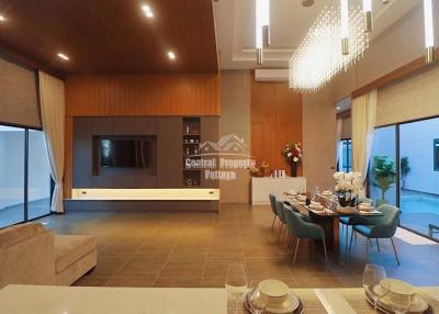 Contemporary 3 bedroom, 4 bathroom house with private pool for sale in East Pattaya.Contemporary 3 bedroom, 4 bathroom house with private pool in the  Baan Mae development.